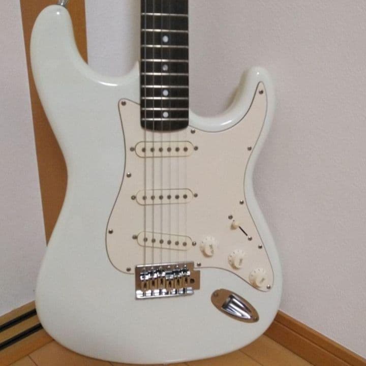 フォトジェニック　ストラトキャスター　美品