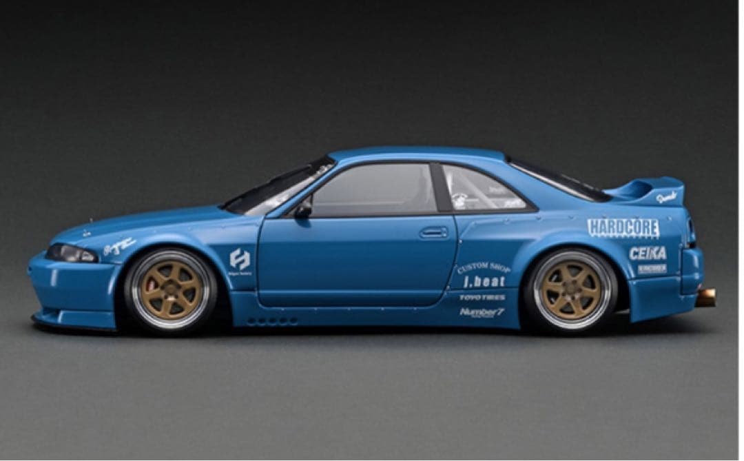 イグニッションモデル1/18スカイラインGT-R！R33パンデム！ロケットバニー