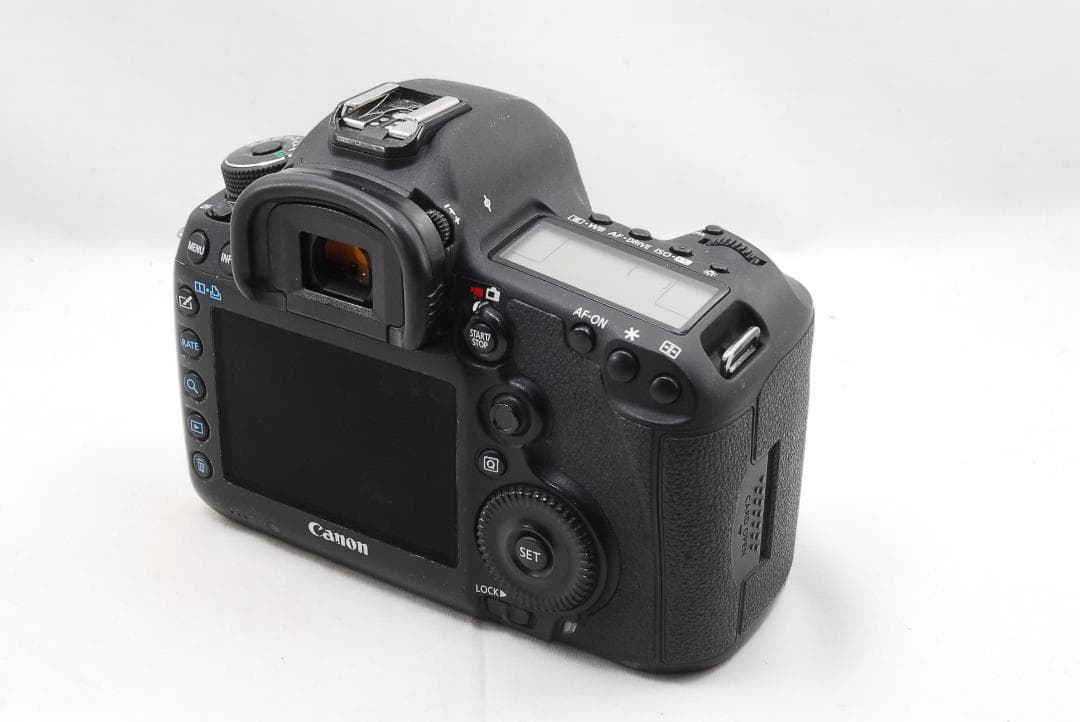 キャノン EOS 5D Mark Ⅲ &バッテリーグリップ BG-E11 649