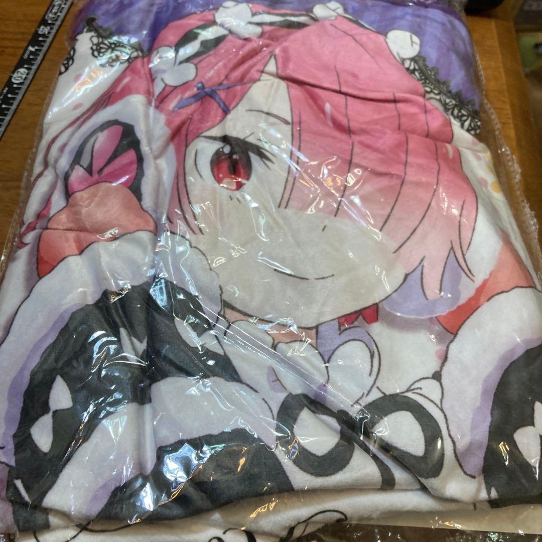 リゼロ、ブランケット100 × 70センチメートル　レムとラム　新品未使用