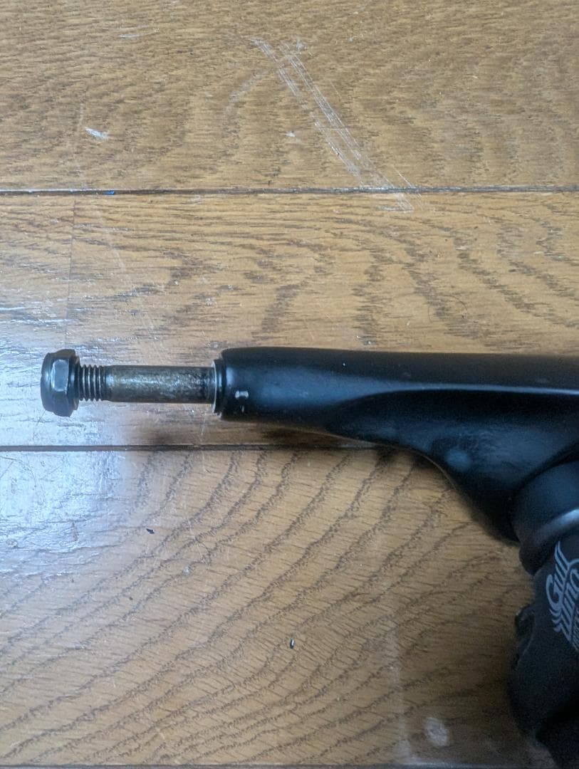 Gullwing Sidewinder II トラック ブラック 9インチ 2個