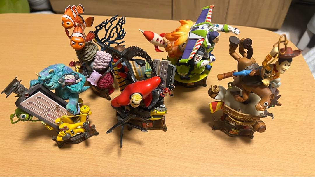 ディズニーピクサー フォーメーションアーツ 5種