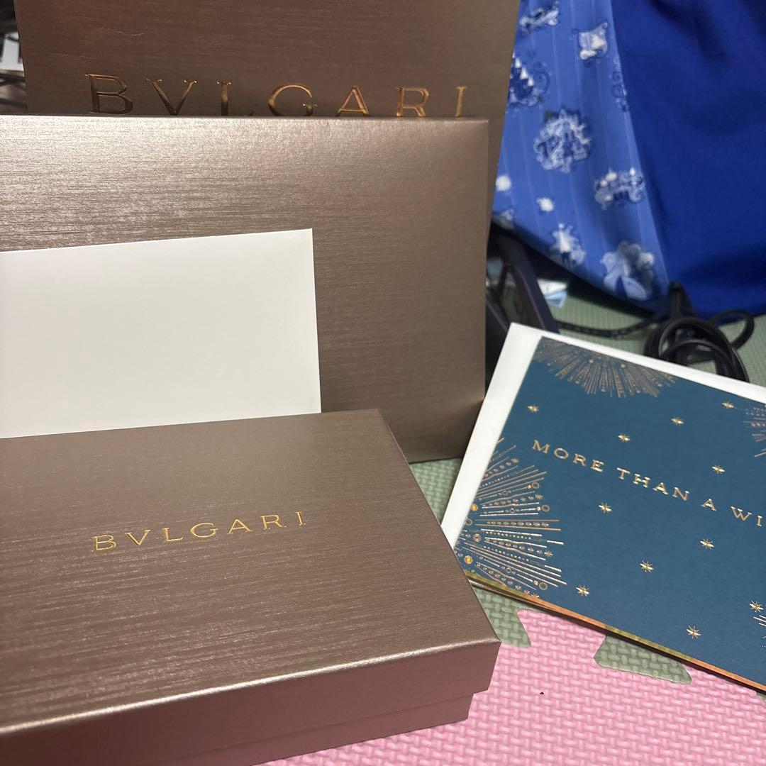 BVLGARI 2つ折り財布