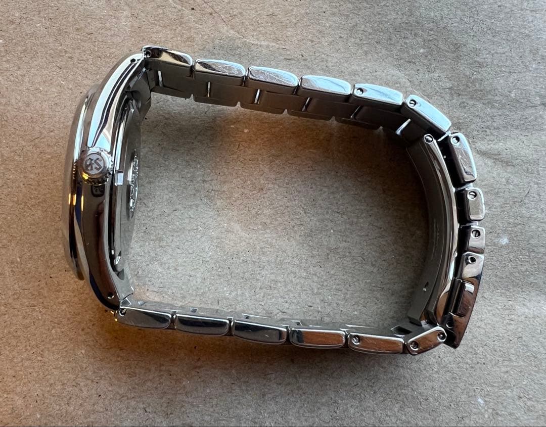 グランドセイコー GRAND SEIKO 40㎜ クォーツ　腕時計 SBGV