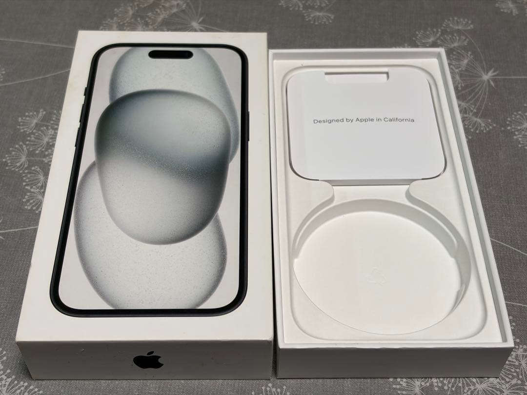 Apple iPhone 15 ミッドナイト 本体