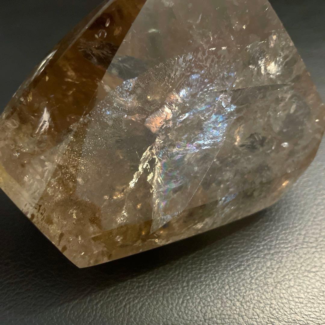 スモーキー　虹美　フリーフォーム　天然石　煙水晶　クリスタル