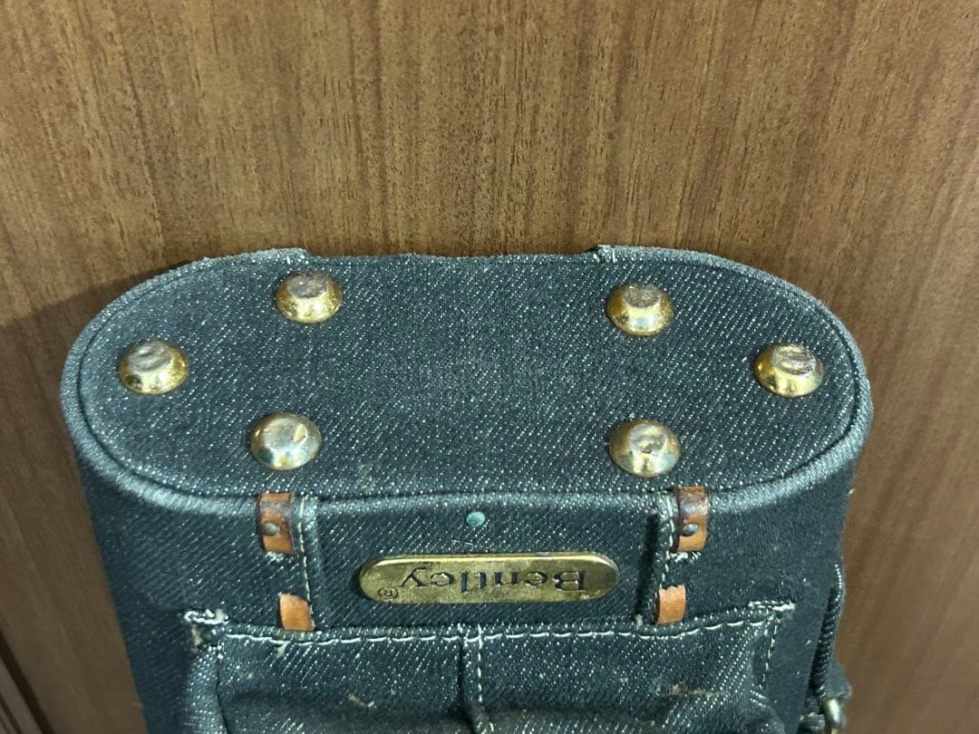 デニム地 キューケース BENTLEY 2B4S