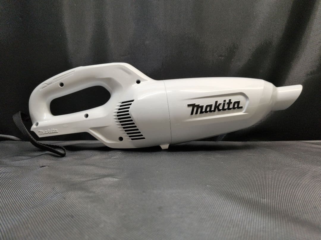 makita CL108FDSHW 充電式クリーナー　M2674