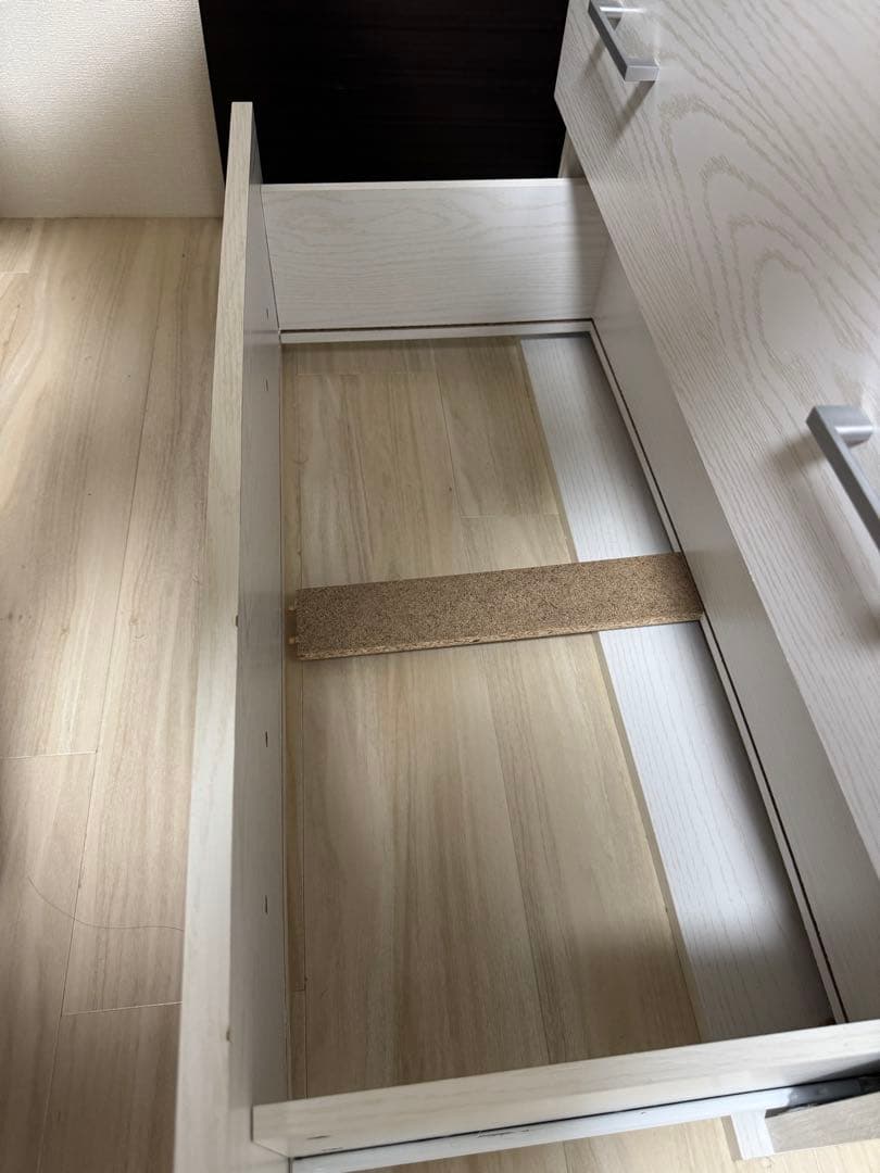 ニトリ　チェストタンス 4段　高さ90cm