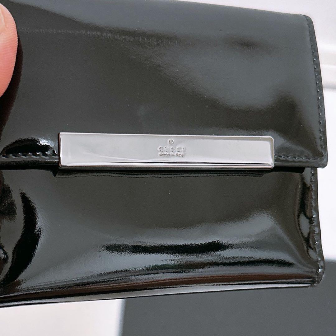 《美品》GUCCI (グッチ)折財布　エナメル