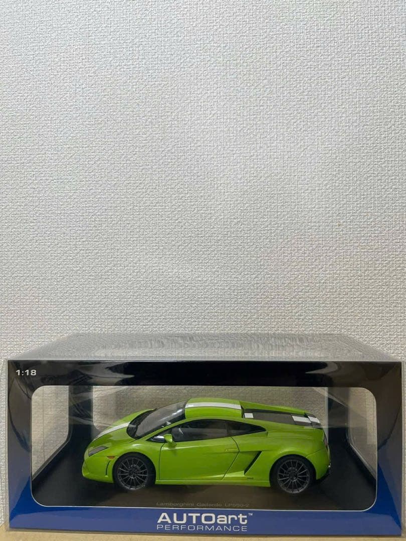 ミニカー AUTOart Lamborghini Gallardo 1:18