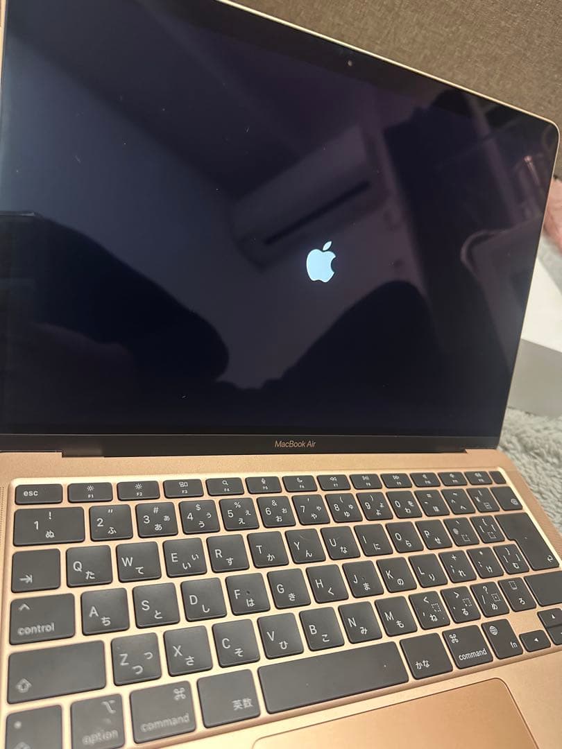 MacBook Air M1 16GB 256GBバッテリー状態100%