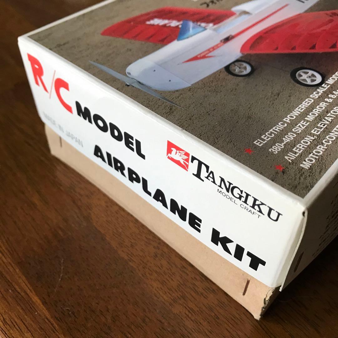 テトラPiper J3 Cub (PJ-400E) 電動スケールモデル　未組立