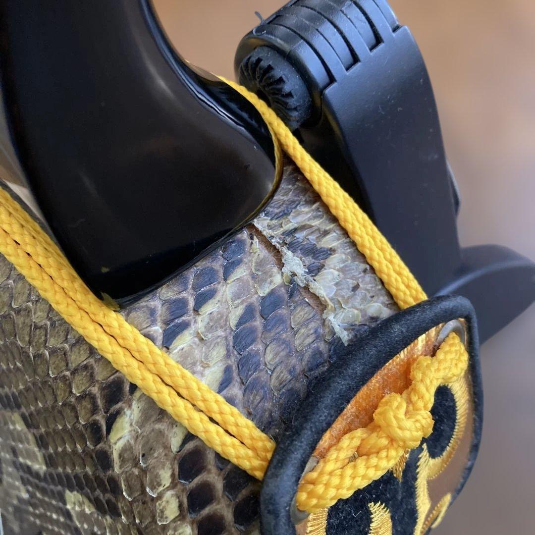 蛇皮強化張り三線本体