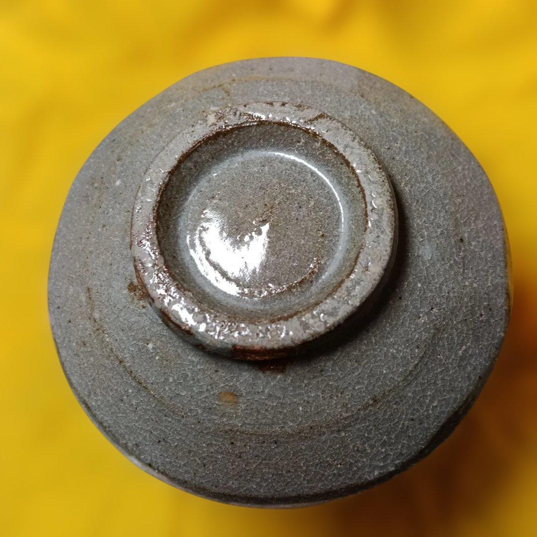 筒茶碗·菰山窯 「雪笹」