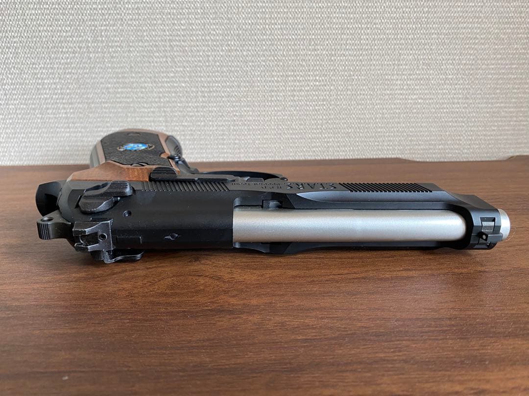 東京マルイ バイオハザード3 サムライエッジ M92F STARSカスタム