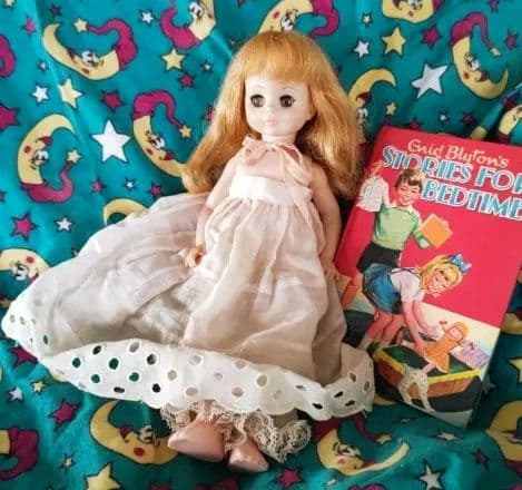 ❤年末セール　Vintage　マダムアレクサンダー製〜スリープアイ