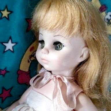 ❤年末セール　Vintage　マダムアレクサンダー製〜スリープアイ