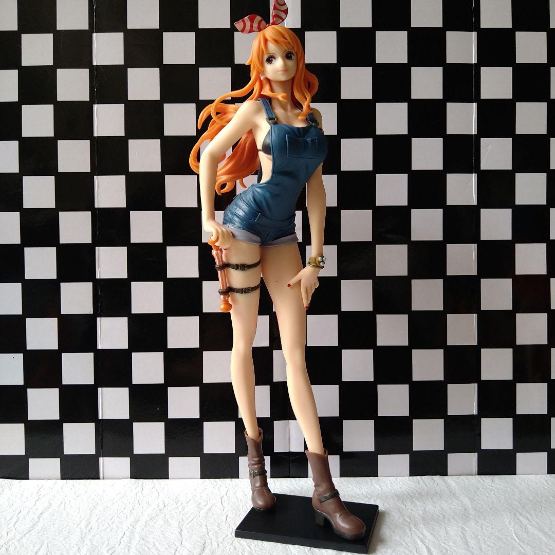 ワンピース　フィギュア　麦わらの一味　ナミ　２３体　ジャンクおまけ　２体　セット