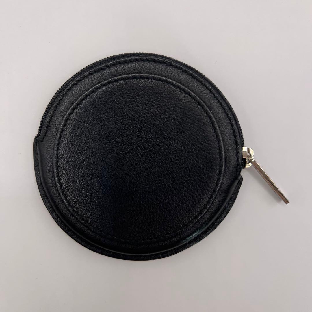 LOEWE ケース　アナグラム　ブラック　型押し　エンボス　丸型　ロゴ