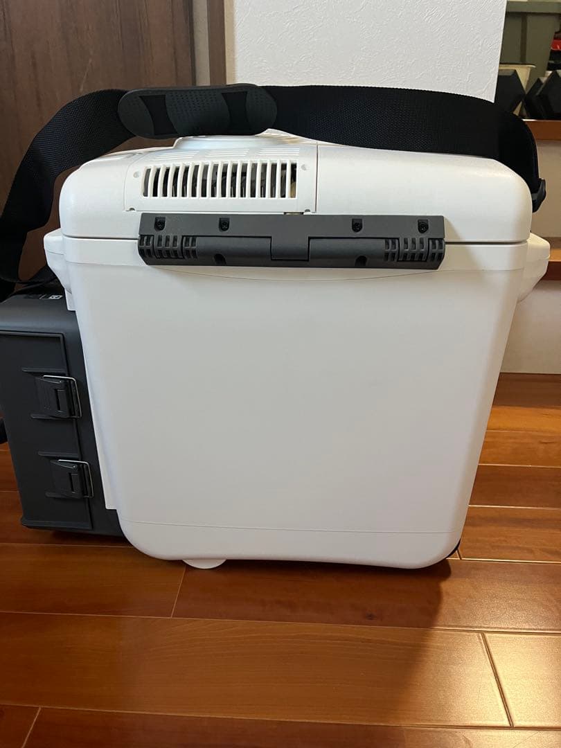 HiKOKI 冷温庫 UL 18DA クーラーボックス 保冷　保温