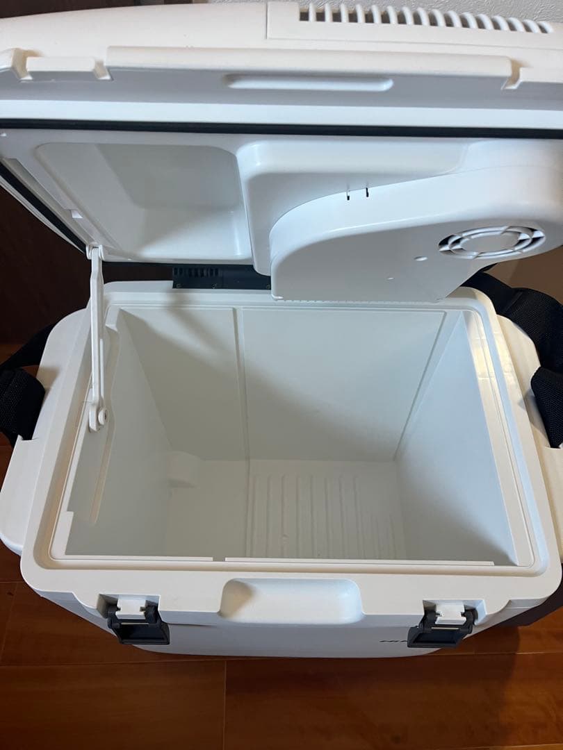 HiKOKI 冷温庫 UL 18DA クーラーボックス 保冷　保温