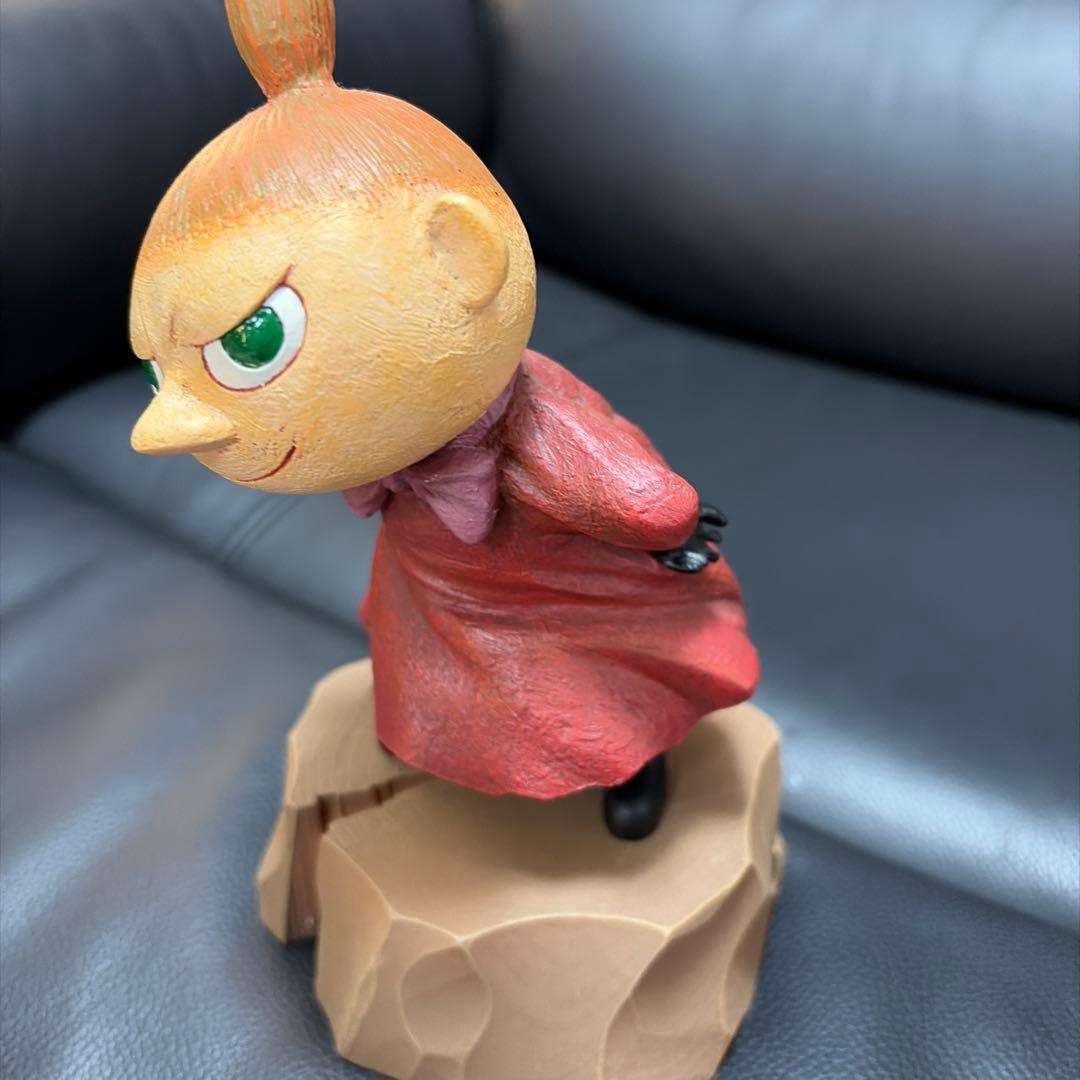 ムーミン　リトルミイ　フィギュア　いたずら考え中