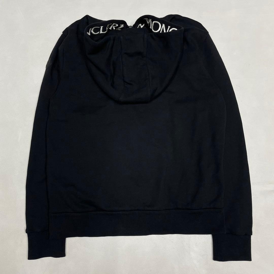 極美品 XLサイズ MONCLER モンクレール 襟ロゴ ジップパーカー