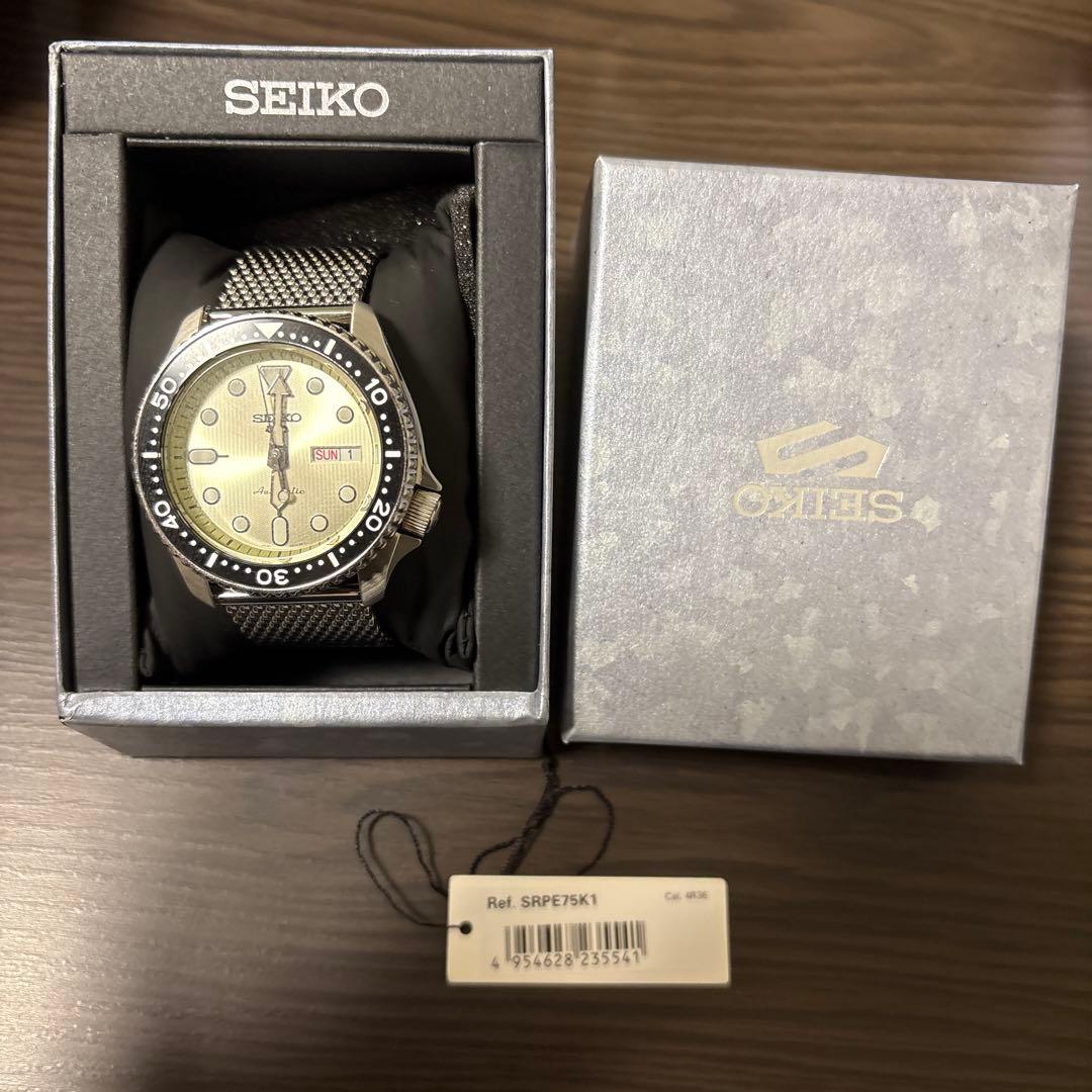 セイコー SEIKO 腕時計 5 SPORTS 逆輸入　自動巻 SRPE75K