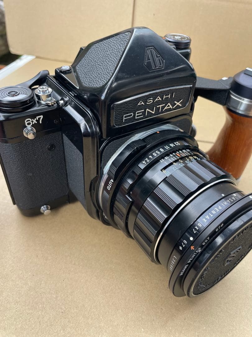 ひ*き様 Pentax 6×7 105mm F2.4 ウッドグリップ付き