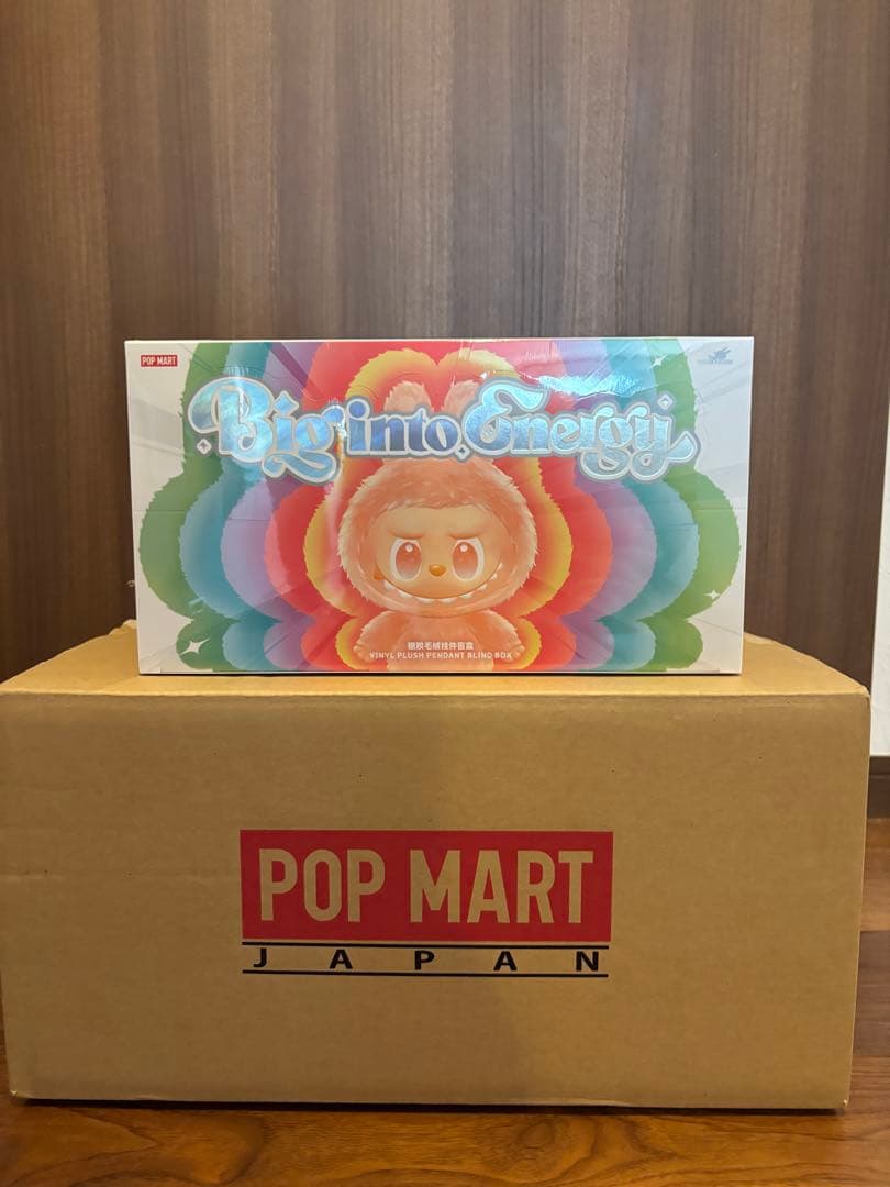 ラブブ　BOX　POP MART Big into Energy フィギュア