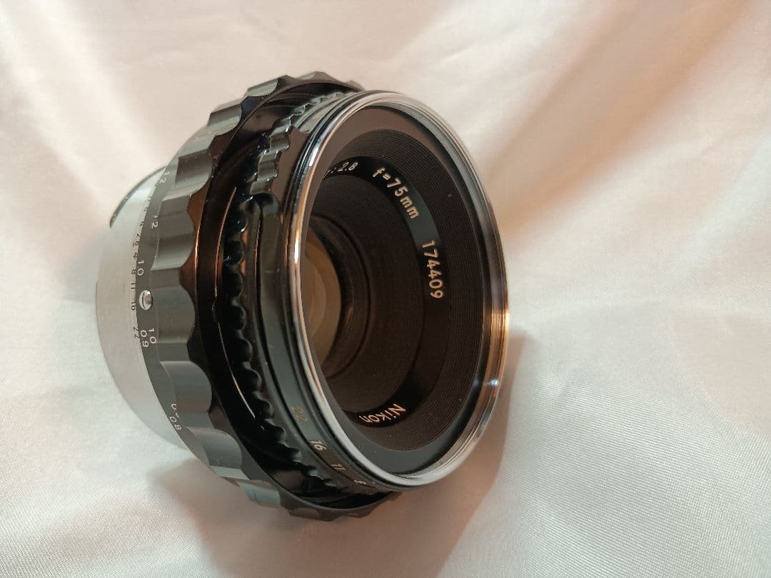 超美品　ZENZA BRONICA 用レンズ 75mm 2.8 Nikon製
