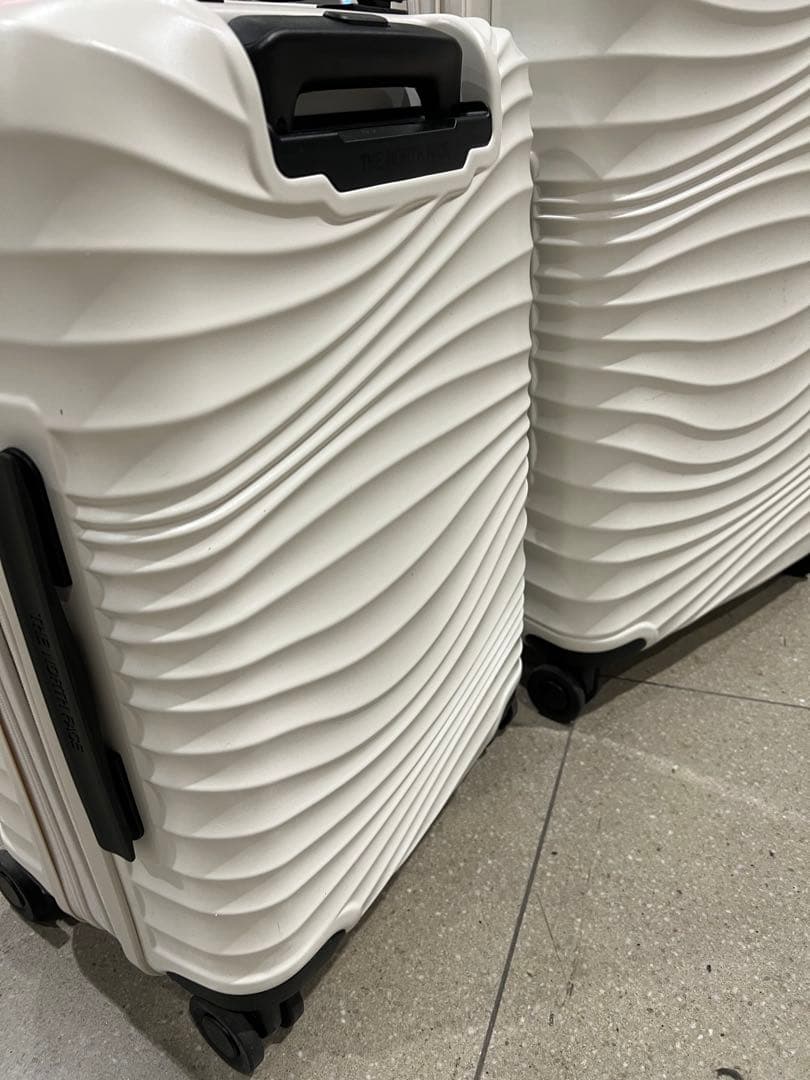 THE NORTH FACE (ザ ノース フェイス)スーツケースキャリーケース