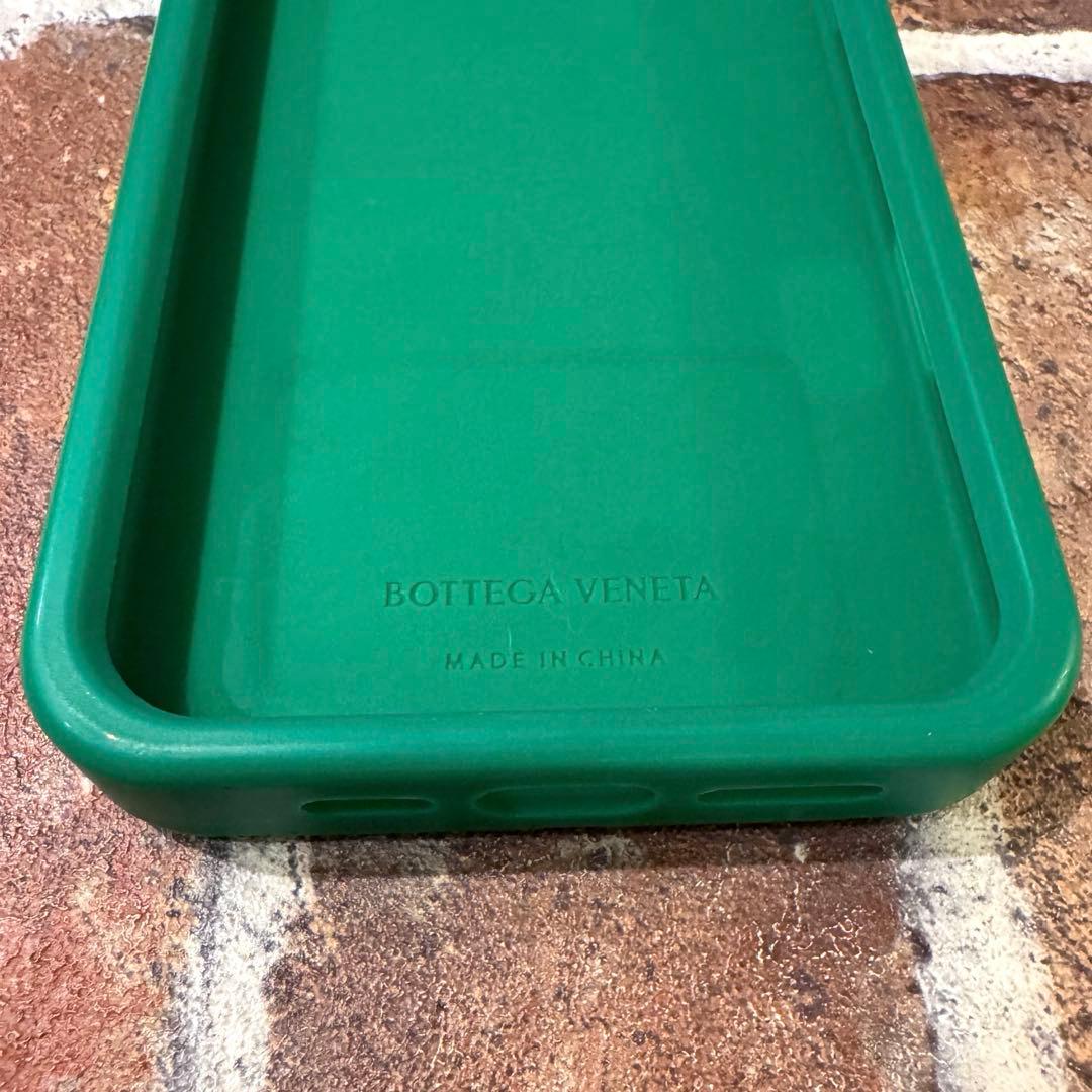 ボッテガヴェネタBOTTEGA VENETA iPhone16ProMaxケース