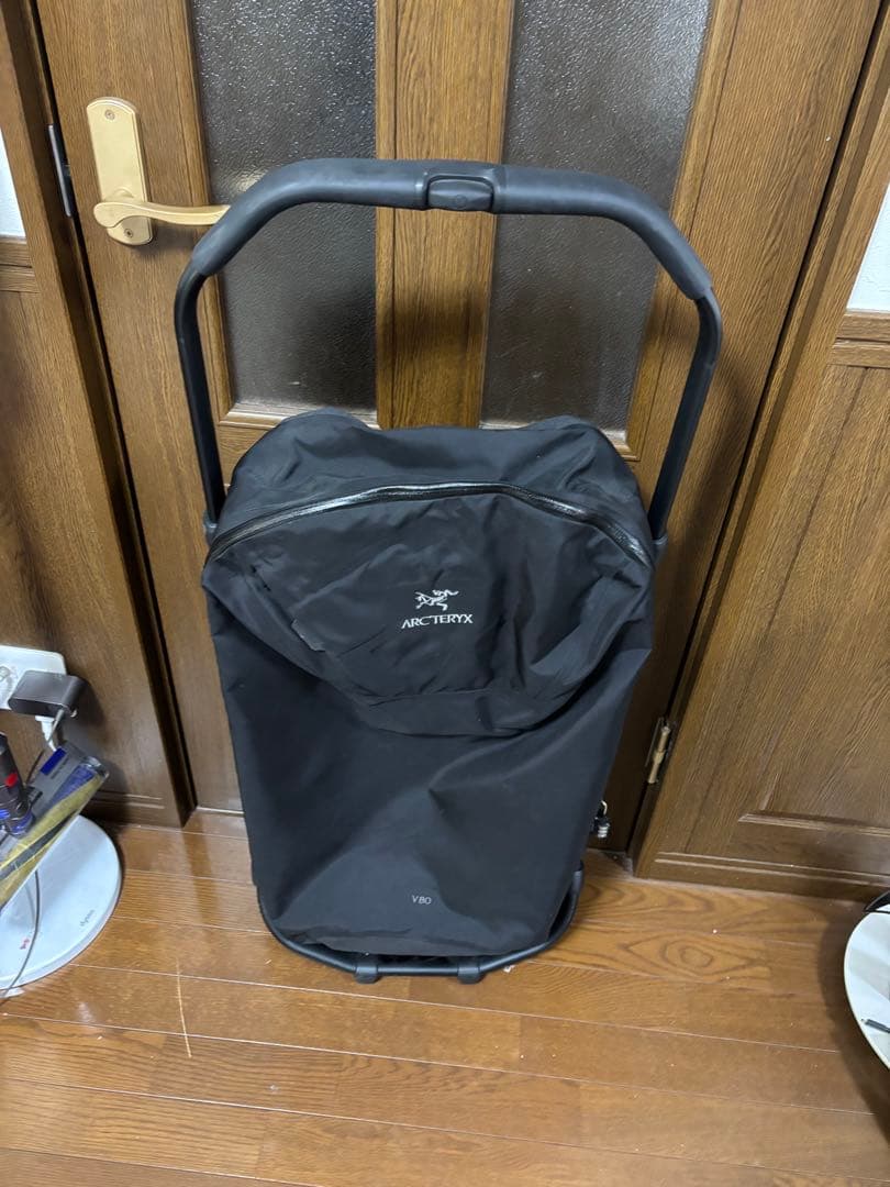 週末セール⭐︎ARC'TERYX V80 キャリーケース ブラック