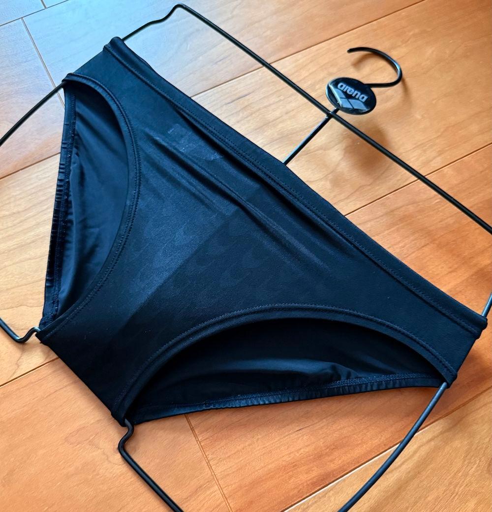 【美品】SPEEDO アクアブレードⅡ ブラック Lサイズ ウロコ 光沢 競パン