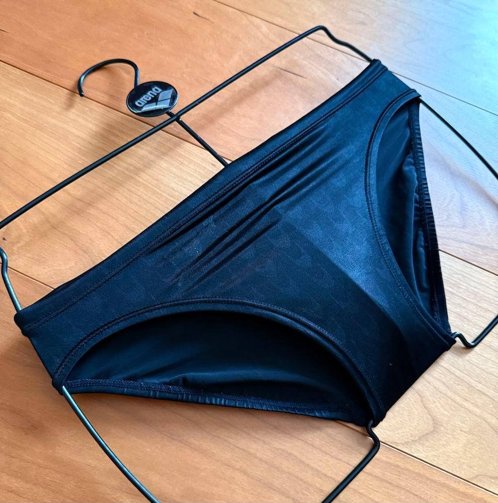 【美品】SPEEDO アクアブレードⅡ ブラック Lサイズ ウロコ 光沢 競パン