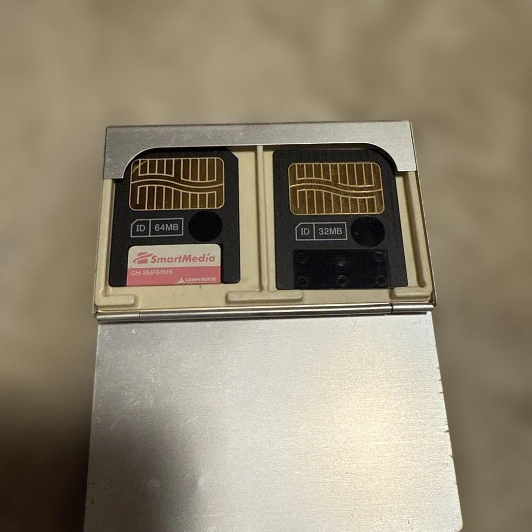 フジフィルム　Finepix　F601