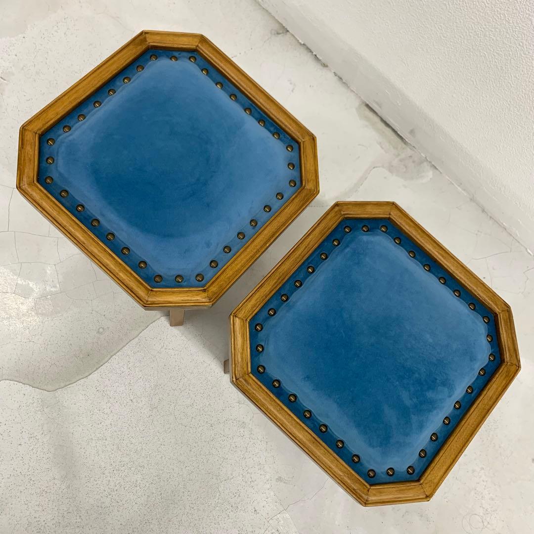 ベロアシートの八角形スツール2脚セット