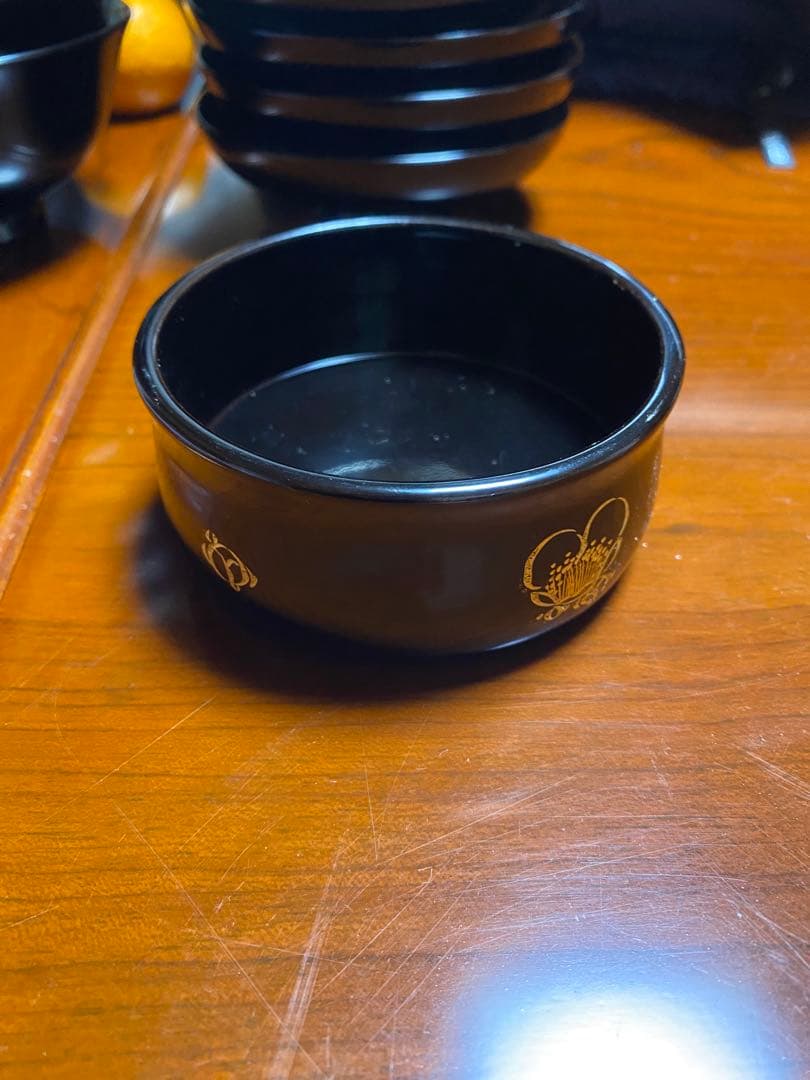 輪島塗　漆器 お椀 5個セット(黒地 金色 花 蝶)+皿10枚+オマケ1つ