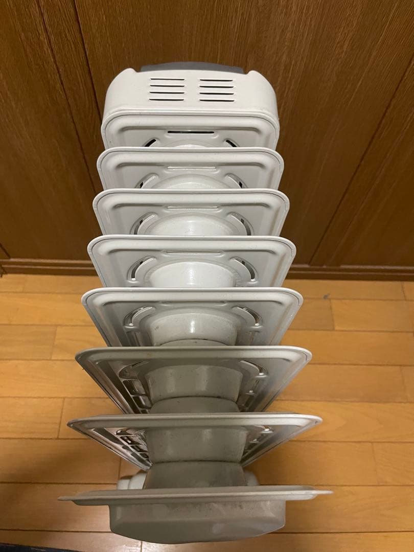 デロンギオイルヒーター ホワイト