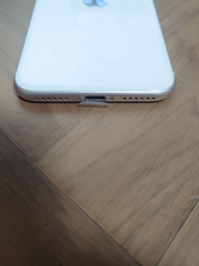 【整備済/即発送】iPhone SE 第3世代 128GB 100% SIMフリ