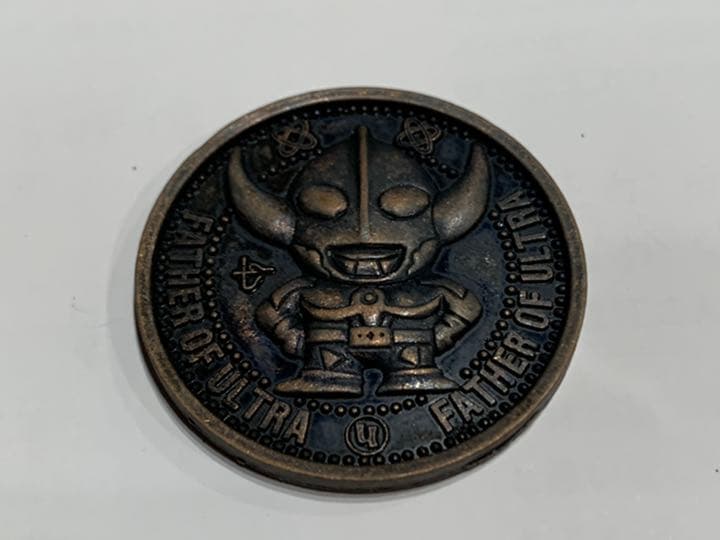 ウルトラ伝説 激レア ウルトラの父&母　メダル ウルトラマン