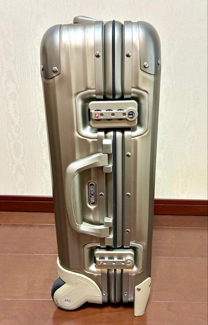 廃盤 RIMOWA リモワ トパーズ プレミアム 35L 機内持込 2輪