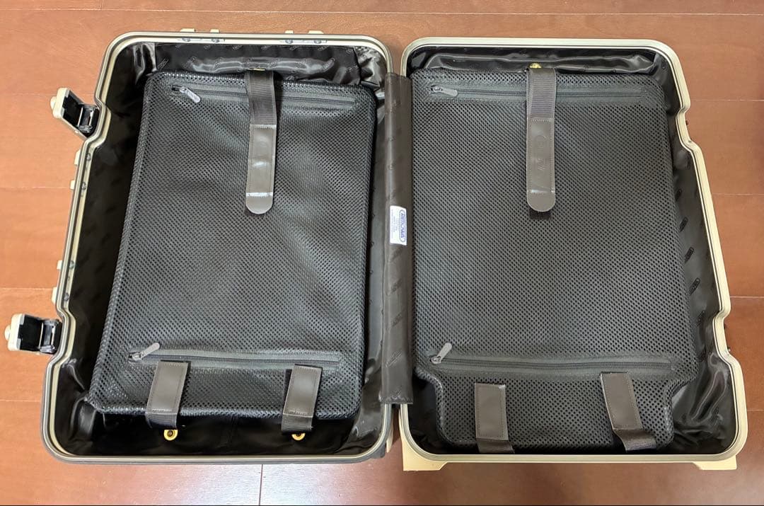 廃盤 RIMOWA リモワ トパーズ プレミアム 35L 機内持込 2輪