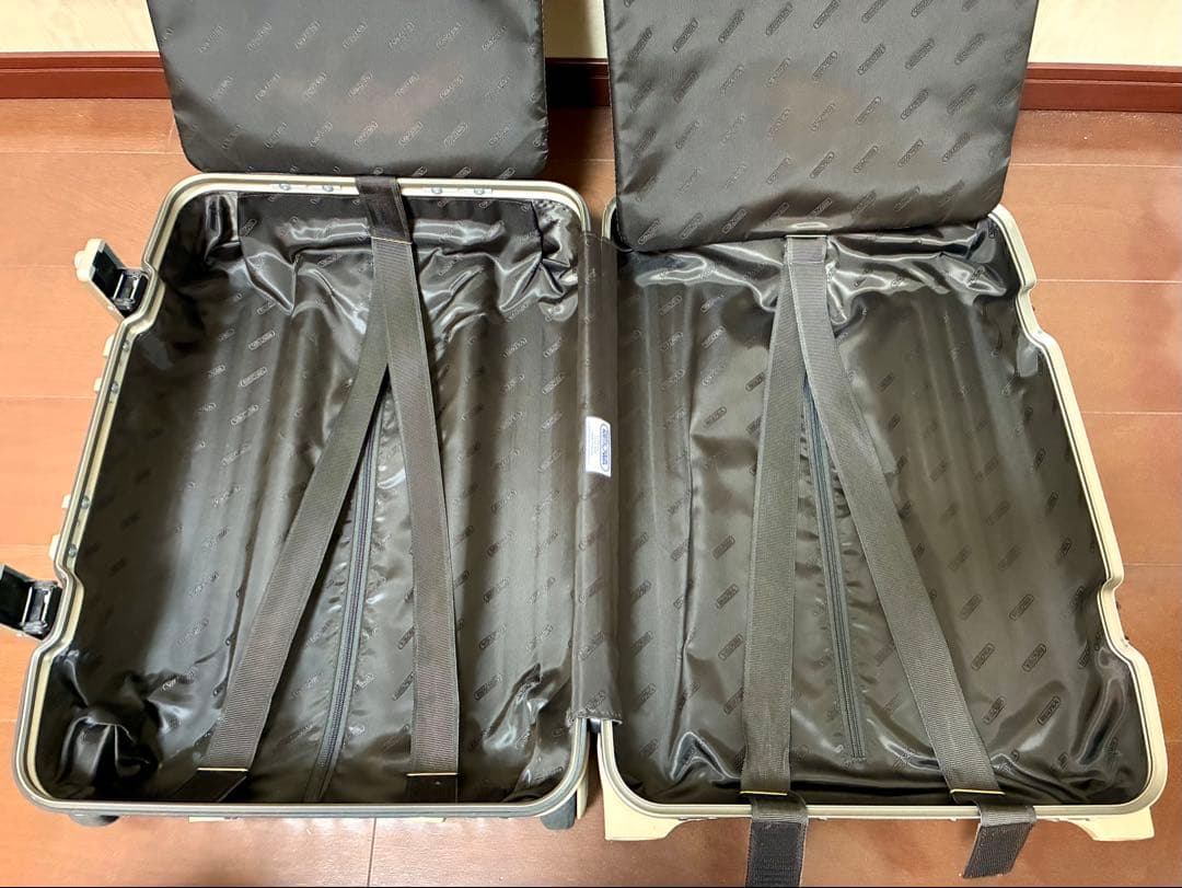 廃盤 RIMOWA リモワ トパーズ プレミアム 35L 機内持込 2輪