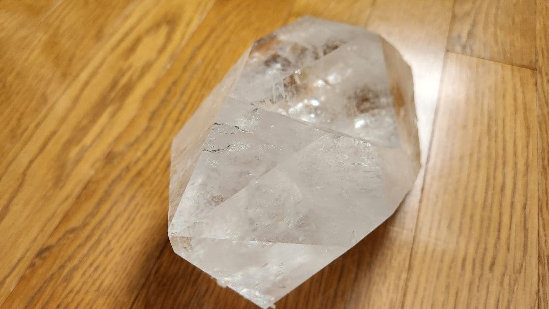 新春値下げ✨水晶　六角柱　イシスクリスタル　4.13キロ