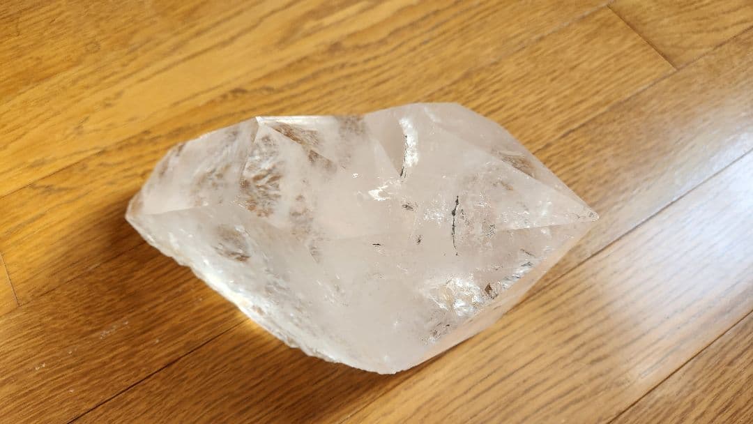 新春値下げ✨水晶　六角柱　イシスクリスタル　4.13キロ