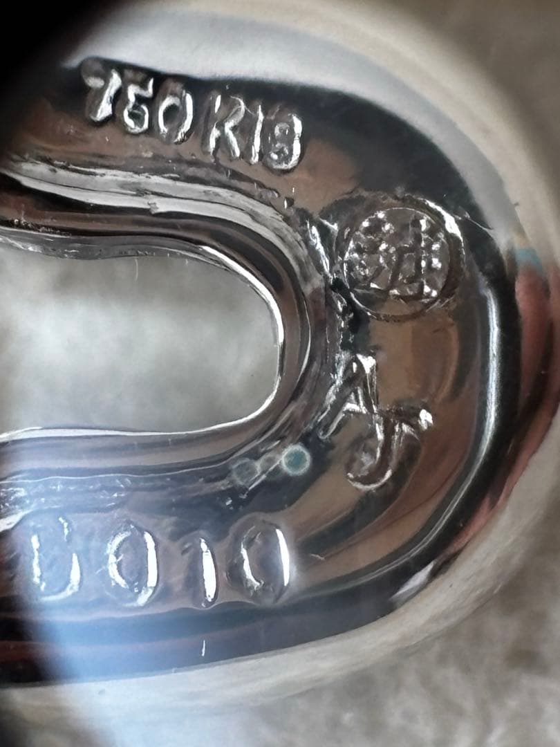 K18 ダイヤ入り　安全ピン　ブローチ　メガネホルダー　三越