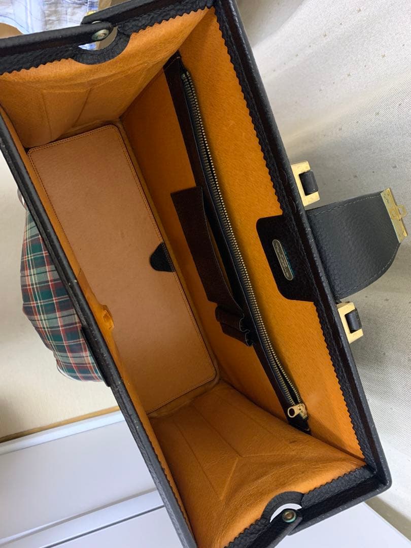 【銀座タニザワ】ビジネス、ドクター、ダレスバッグ